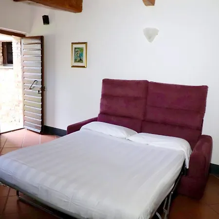 One Bedroom With Shared Pool Garden&wifi At San Valentino di Villa